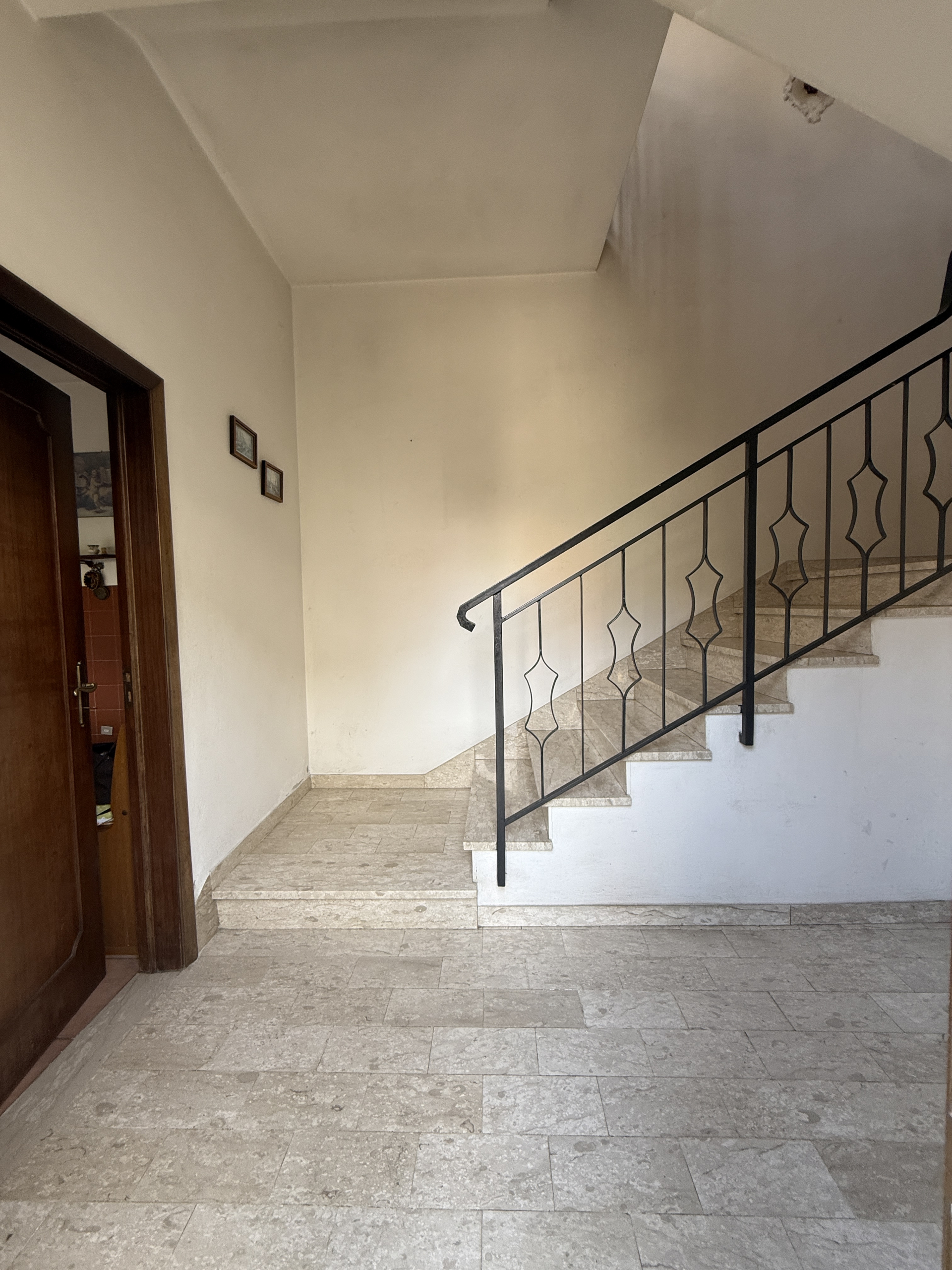 Ingresso scale
